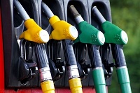 三桶油净利润均刷新近年纪录 中石油业绩居首全球油气价格暴涨
